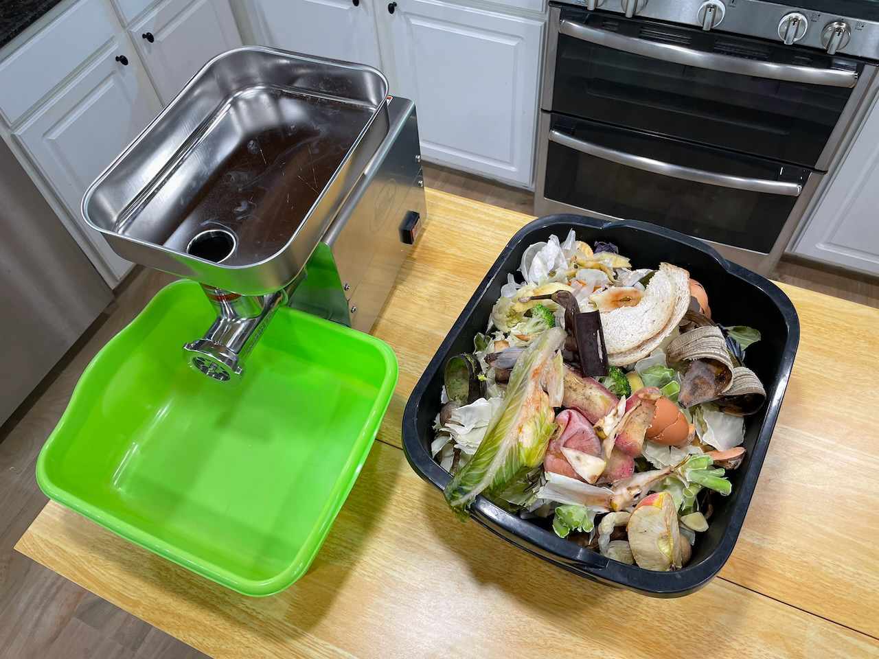 "Blendposting" Kitchen Scraps